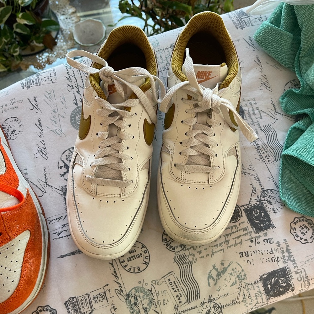 Nike White Leather Sneakers with Mustard Interior and Swoosh